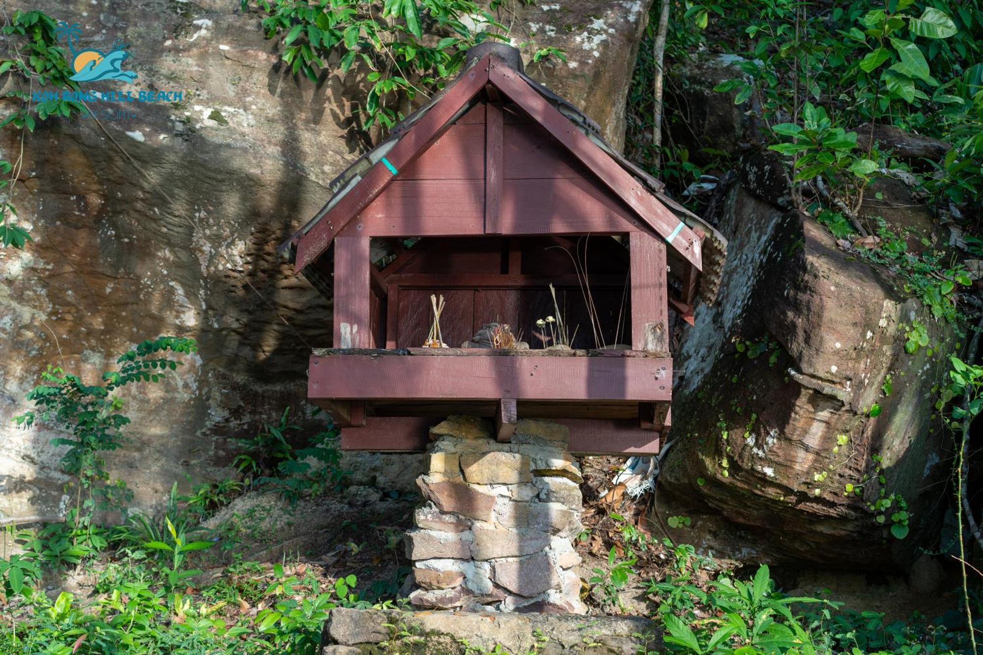 Koh Rong Hill Beach Resort Derm Tkov Village Exteriér fotografie