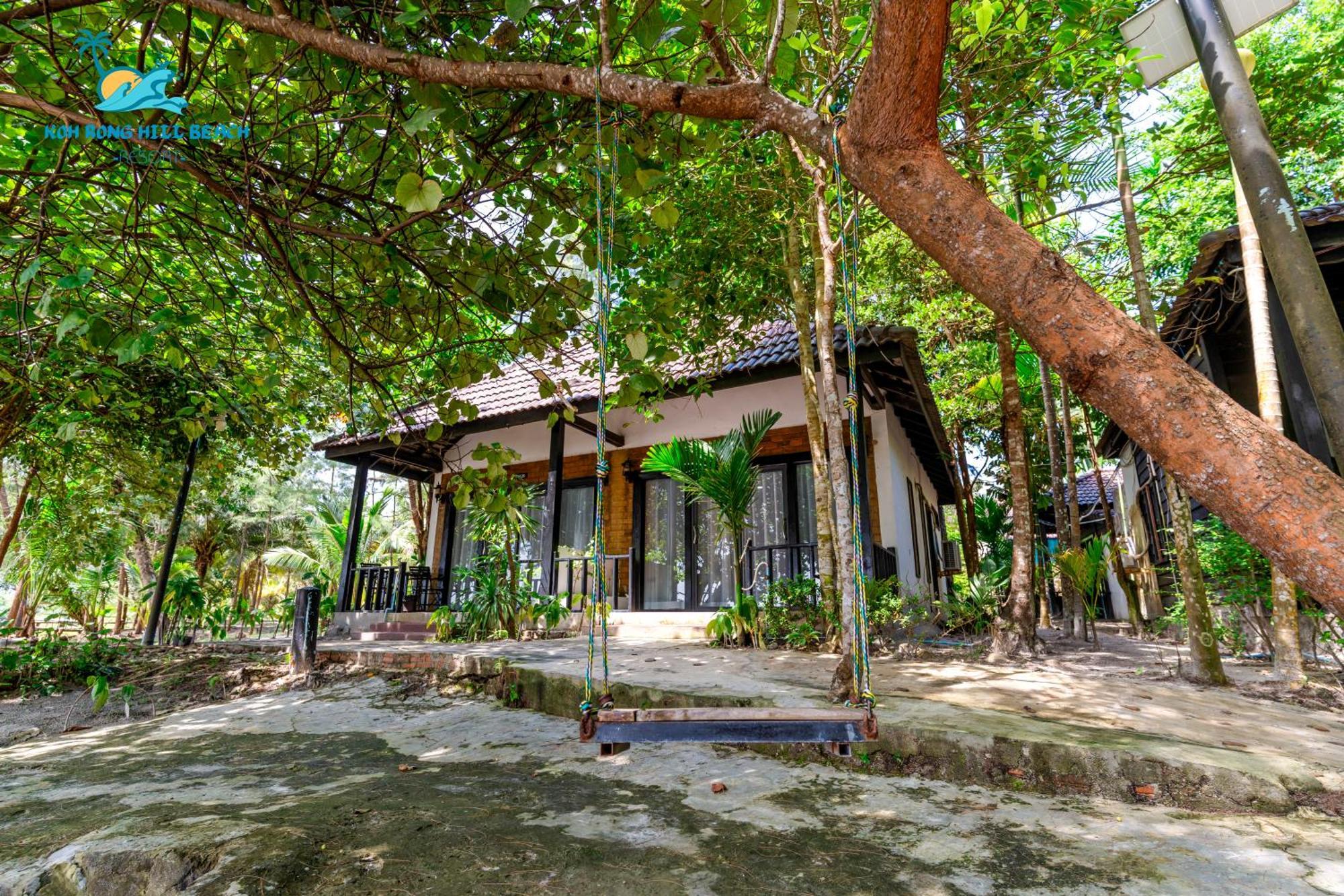 Koh Rong Hill Beach Resort Derm Tkov Village Exteriér fotografie